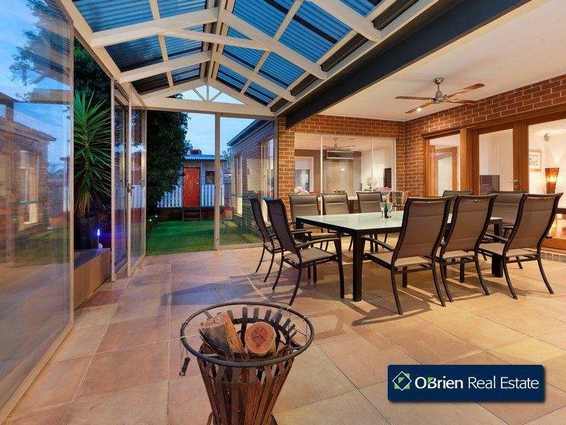 6 Piccadilly Court, Narre Warren South VIC 3805