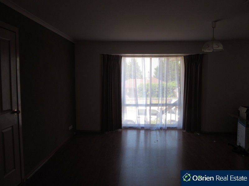 13 Feldspar Court, Narre Warren VIC 3805