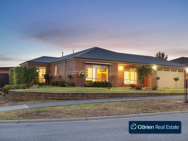 14 Pineview Court, Narre Warren South VIC 3805