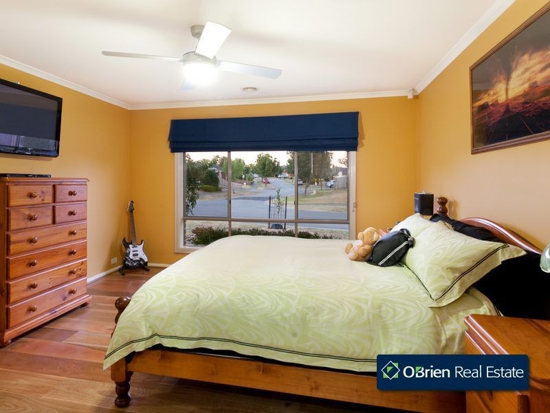 14 Pineview Court, Narre Warren South VIC 3805