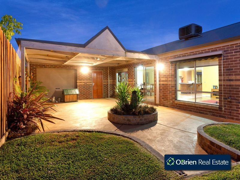 14 Pineview Court, Narre Warren South VIC 3805