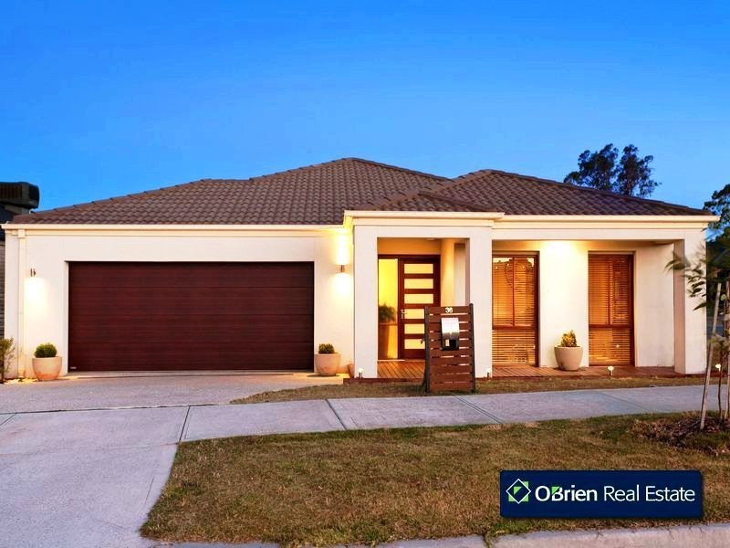 36 Merrowland Avenue, Cranbourne North VIC 3977