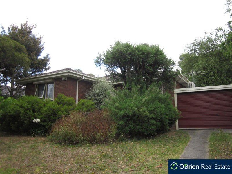 30 Mahon Crescent, Narre Warren VIC 3805
