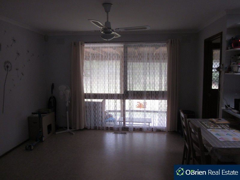 30 Mahon Crescent, Narre Warren VIC 3805