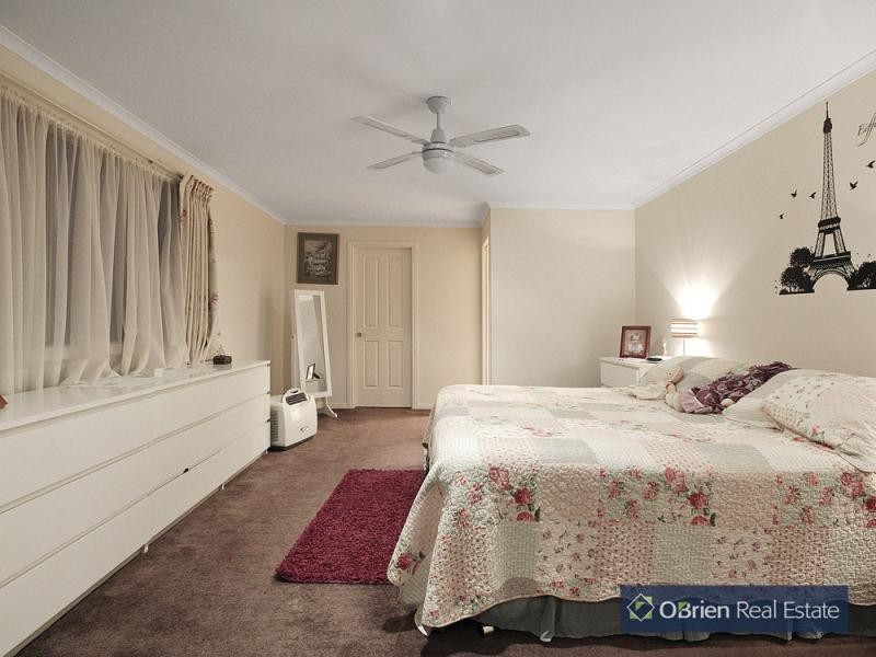 5 Walmac Close, Tooradin VIC 3980