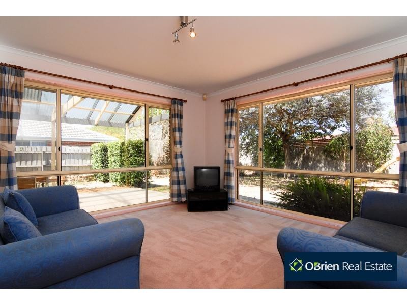 26 Southern Boulevard, Narre Warren South VIC 3805