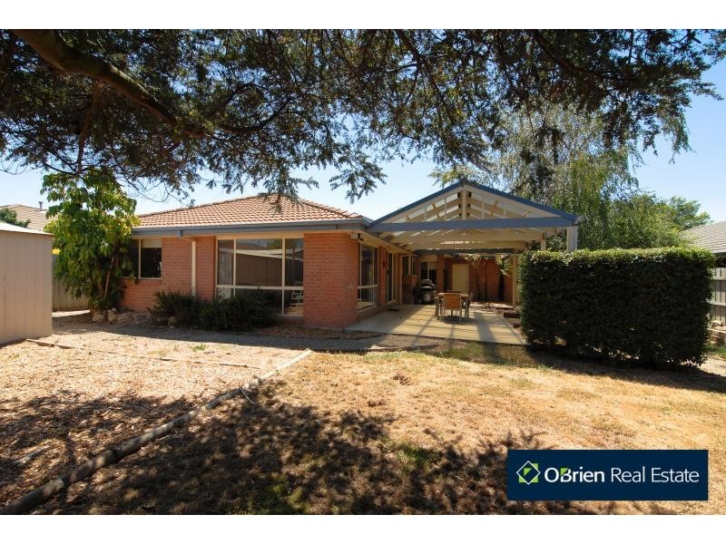 26 Southern Boulevard, Narre Warren South VIC 3805