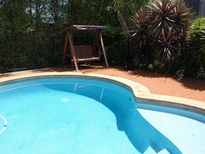 13 Eucumbene Drive, Berwick VIC 3806