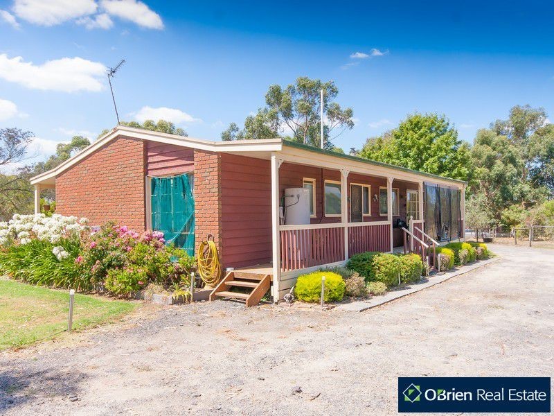 23 Hatches Road, Nyora VIC 3987