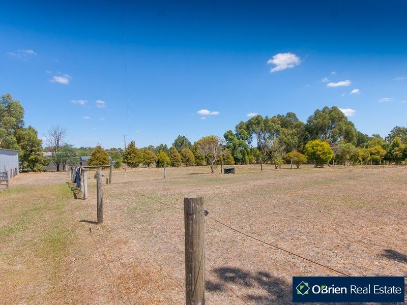 23 Hatches Road, Nyora VIC 3987