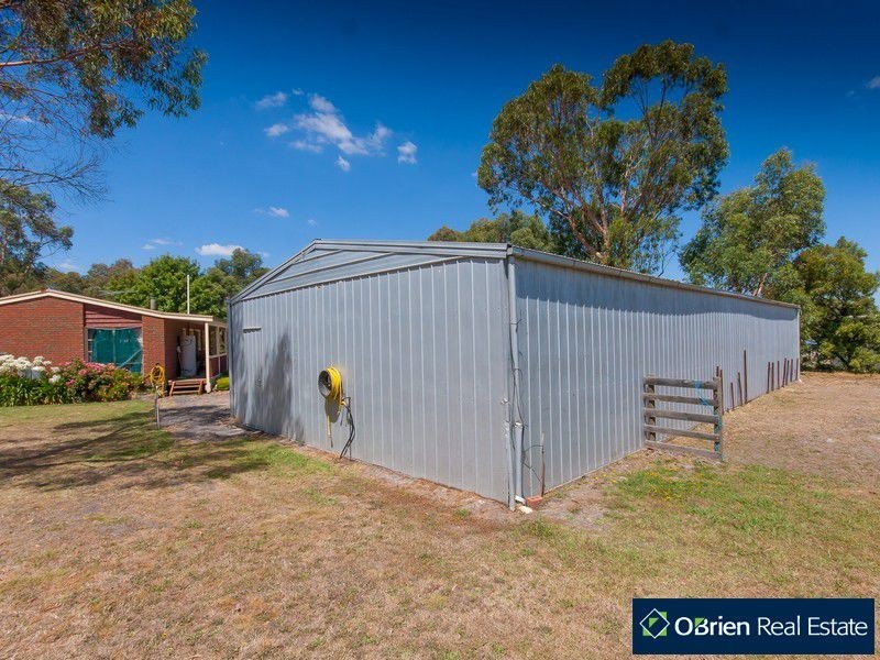 23 Hatches Road, Nyora VIC 3987