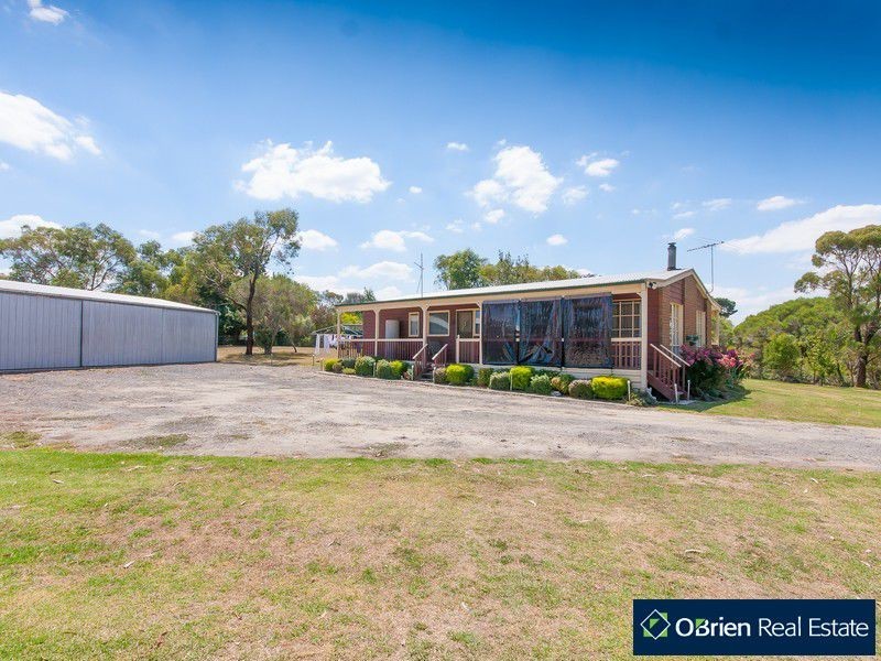 23 Hatches Road, Nyora VIC 3987