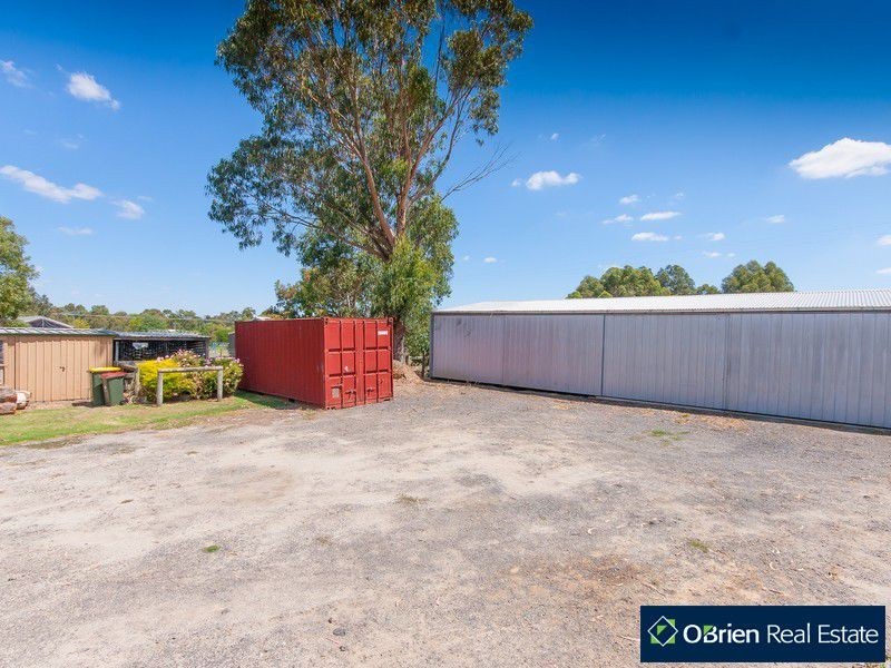 23 Hatches Road, Nyora VIC 3987