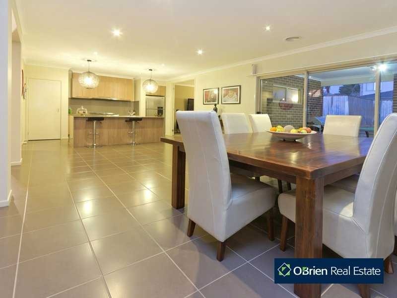 63 Saul Avenue, Berwick VIC 3806