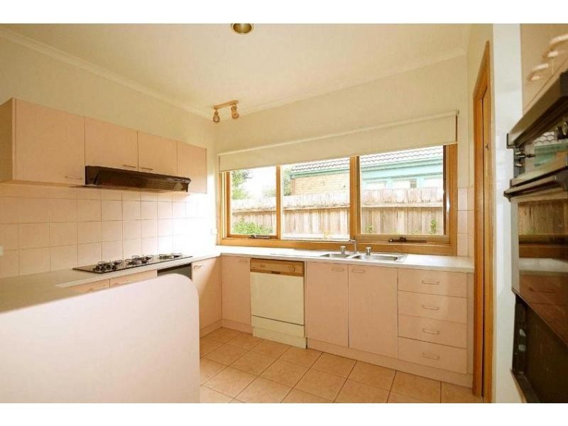 4 Raphael Street, Hallam VIC 3803
