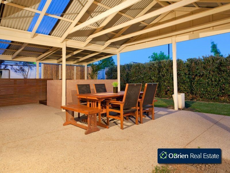 59 Fieldstone Boulevard, Beaconsfield VIC 3807