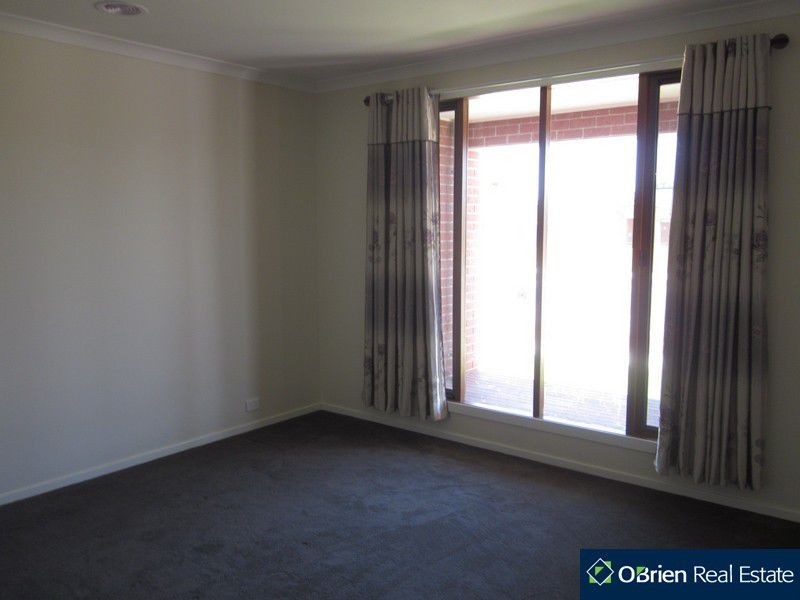 118 Ridgemont Drive, Berwick VIC 3806