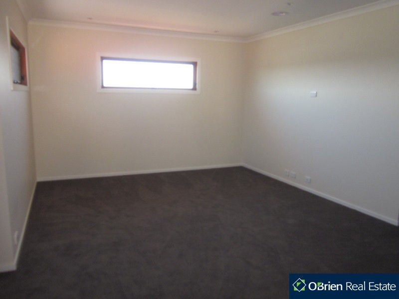 118 Ridgemont Drive, Berwick VIC 3806