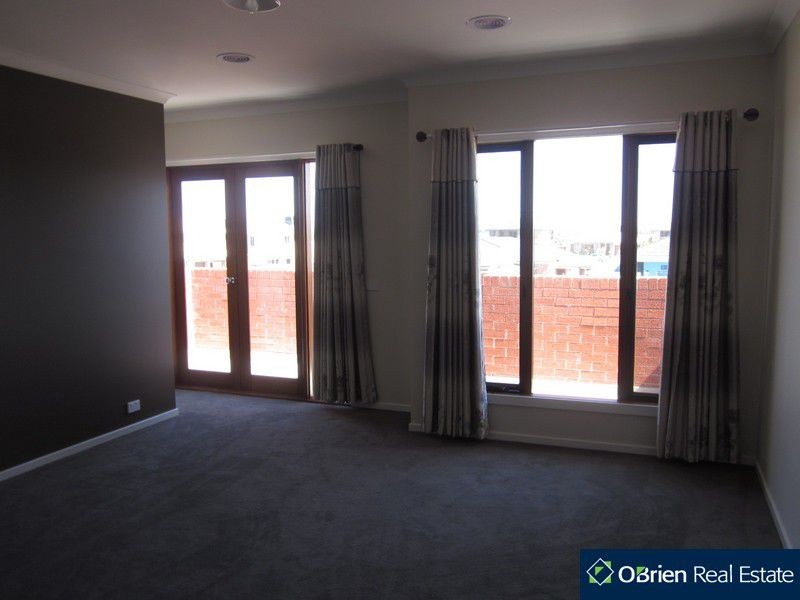 118 Ridgemont Drive, Berwick VIC 3806