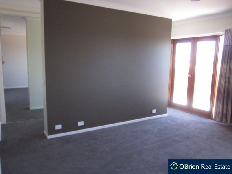 118 Ridgemont Drive, Berwick VIC 3806