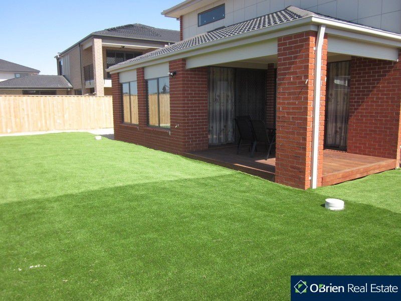 118 Ridgemont Drive, Berwick VIC 3806