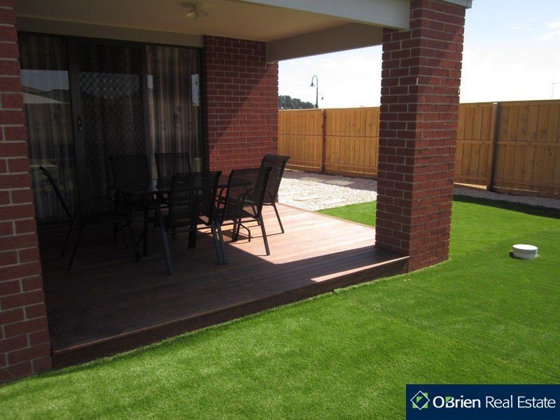 118 Ridgemont Drive, Berwick VIC 3806