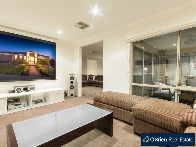 3 Desert Rose Court, Cranbourne VIC 3977