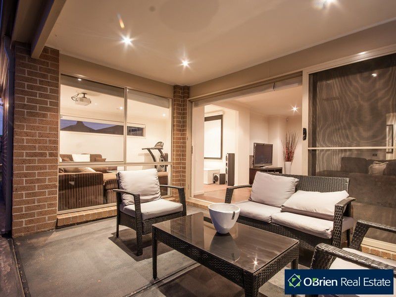 3 Desert Rose Court, Cranbourne VIC 3977