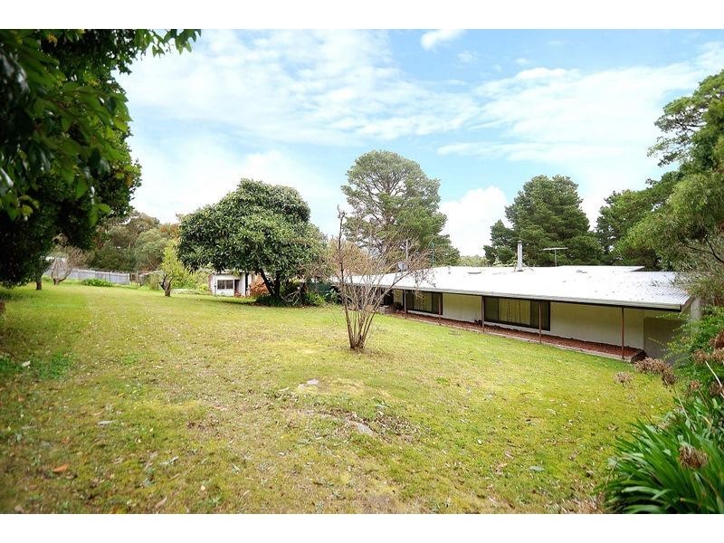 105 Lewis Road, Beaconsfield Upper VIC 3808