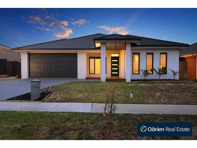 20 Prosperity Avenue, Cranbourne North VIC 3977