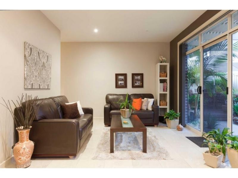 21 Flinders Chase, Pakenham VIC 3810