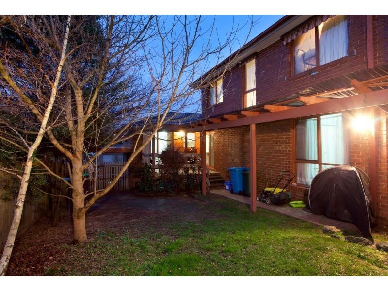 14 Pembroke Court, Berwick VIC 3806