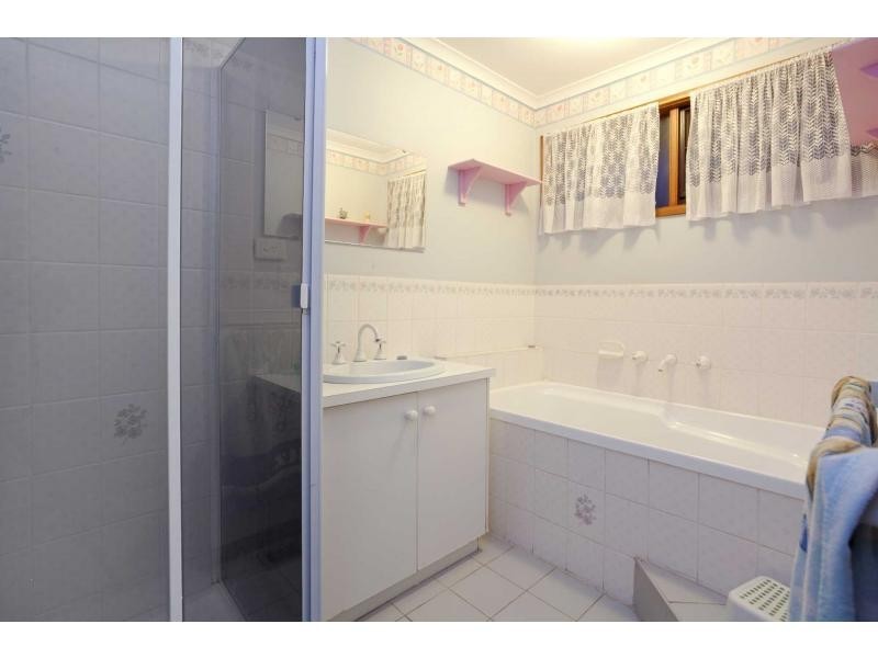 14 Pembroke Court, Berwick VIC 3806