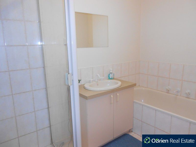 Unit 3/19 Bluegum Court, Narre Warren VIC 3805