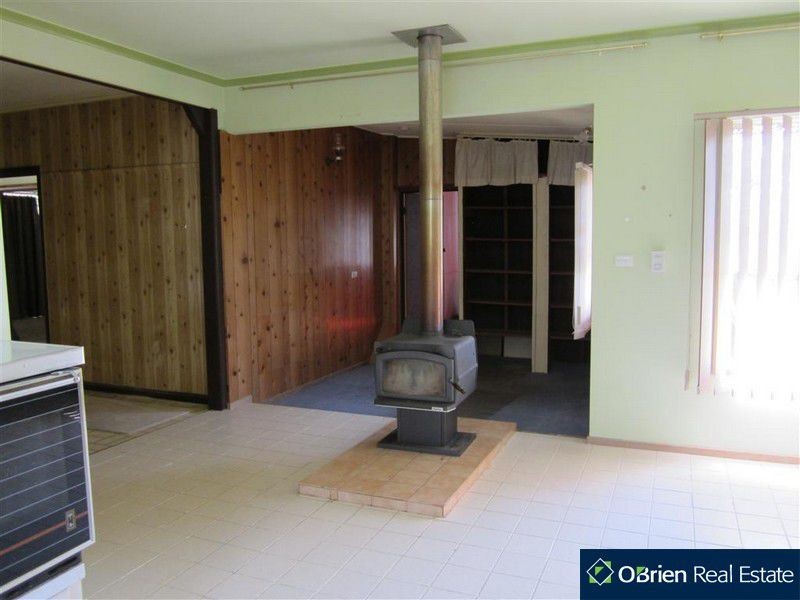 3 Mohon Road, Beaconsfield VIC 3807