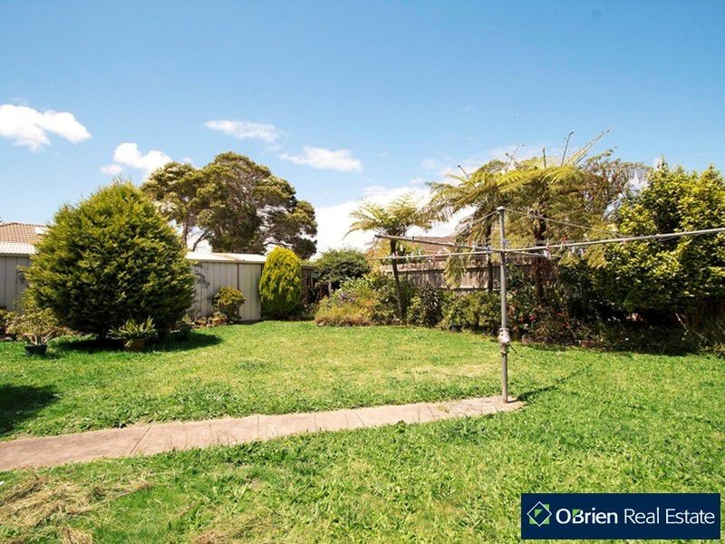 30 Duff Street, Cranbourne VIC 3977