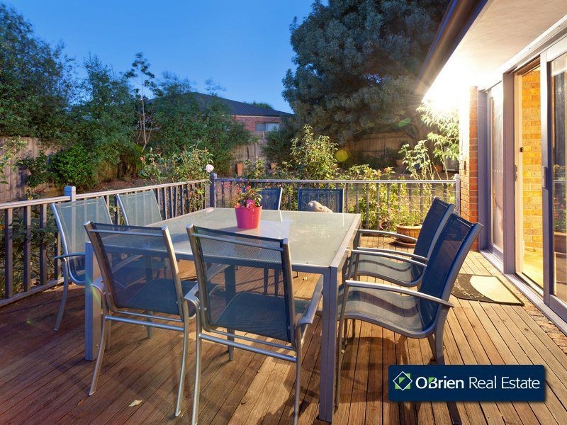 9 Glenbrae Court, Berwick VIC 3806