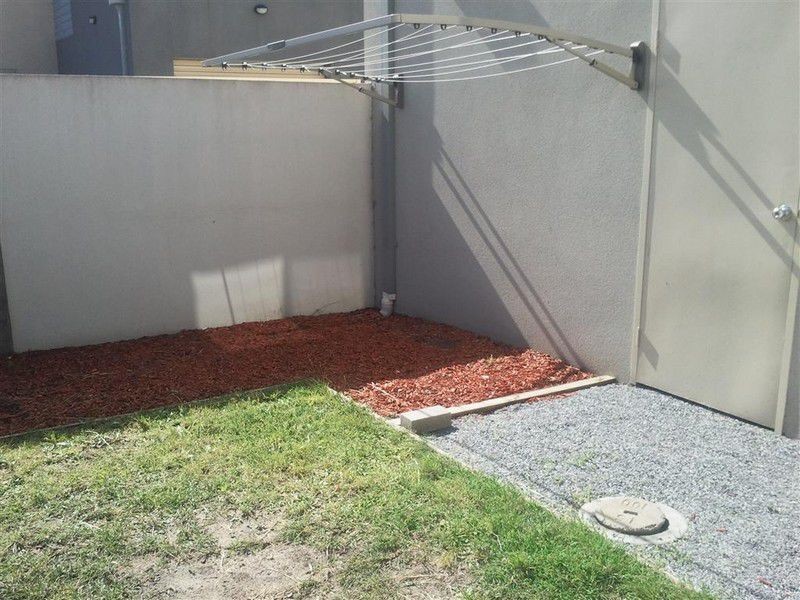 1/25 Lats Avenue, Carrum Downs VIC 3201