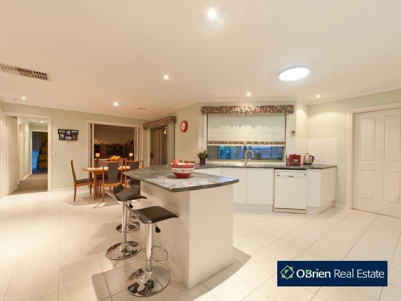 4 Portree Place, Narre Warren South VIC 3805