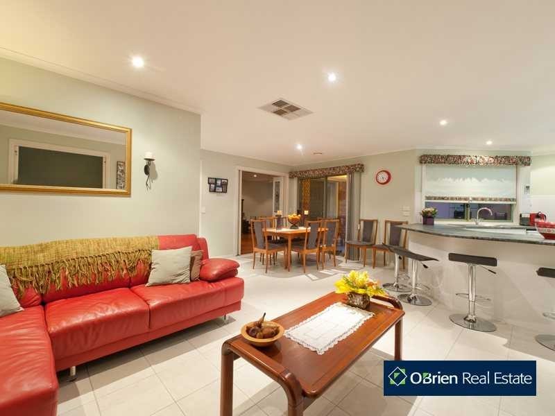 4 Portree Place, Narre Warren South VIC 3805