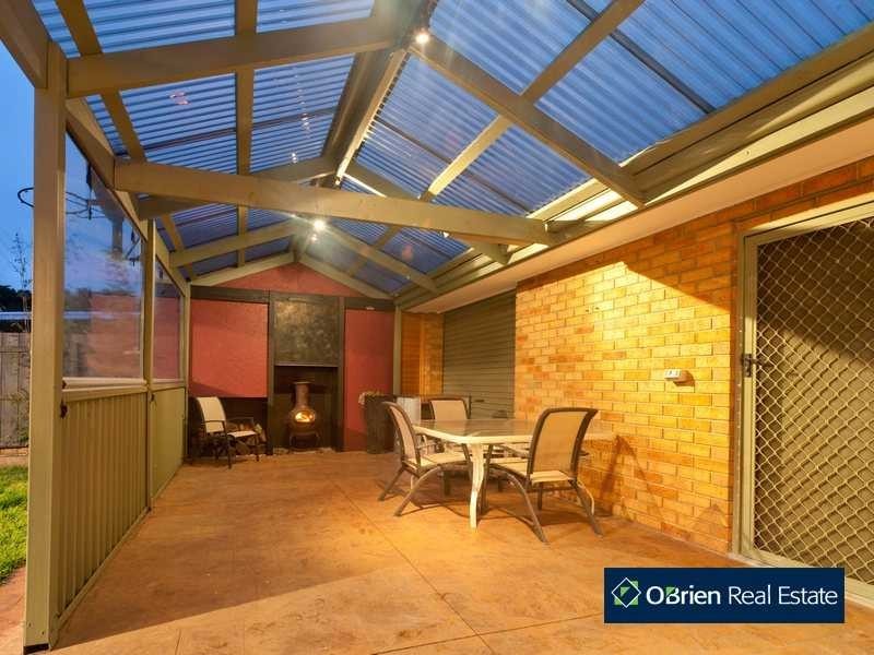 4 Portree Place, Narre Warren South VIC 3805