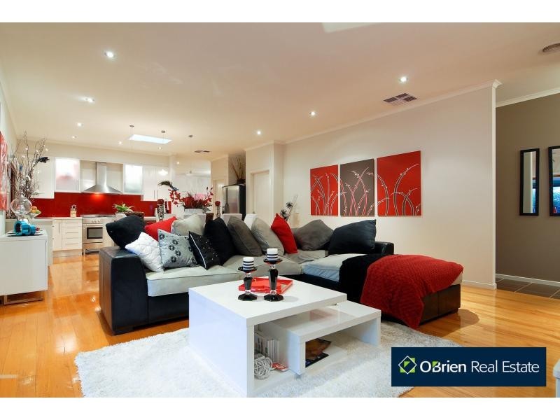 5 Merriwee Grove, Narre Warren South VIC 3805