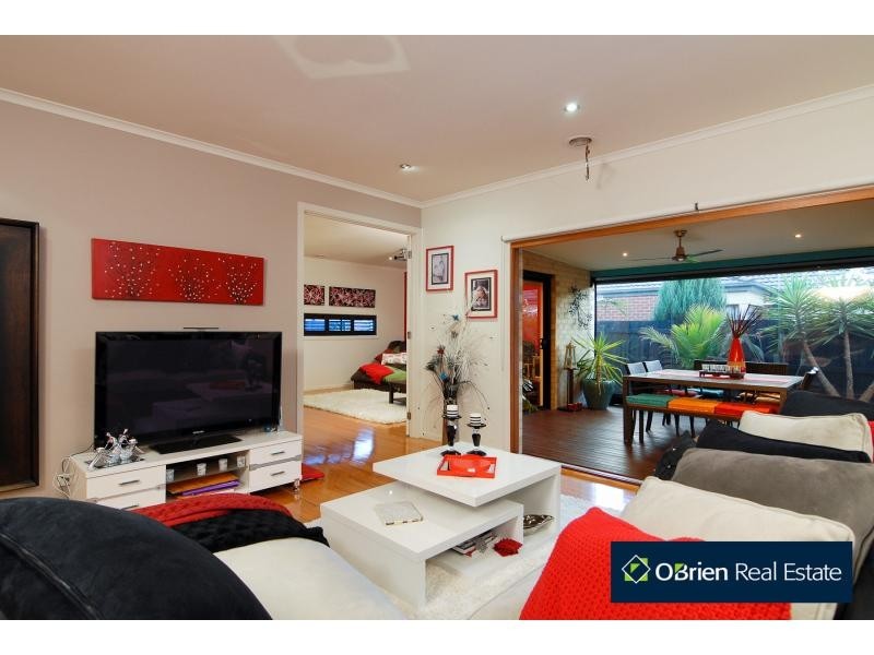 5 Merriwee Grove, Narre Warren South VIC 3805