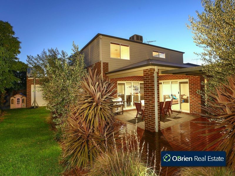 36 Thornley Drive, Berwick VIC 3806