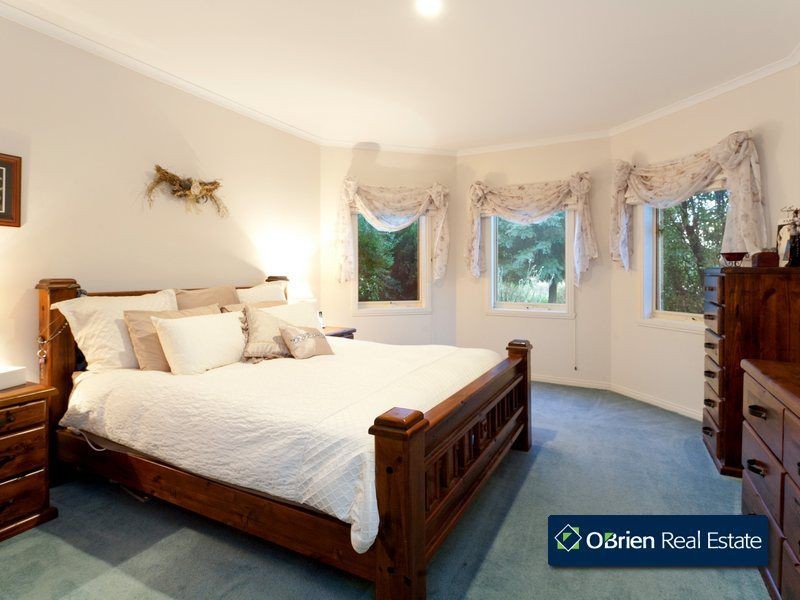 13-15 Brookvale Close, Beaconsfield VIC 3807