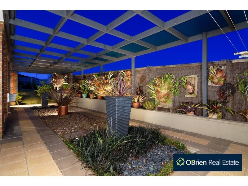 37 Coachwood Crescent, Narre Warren VIC 3805