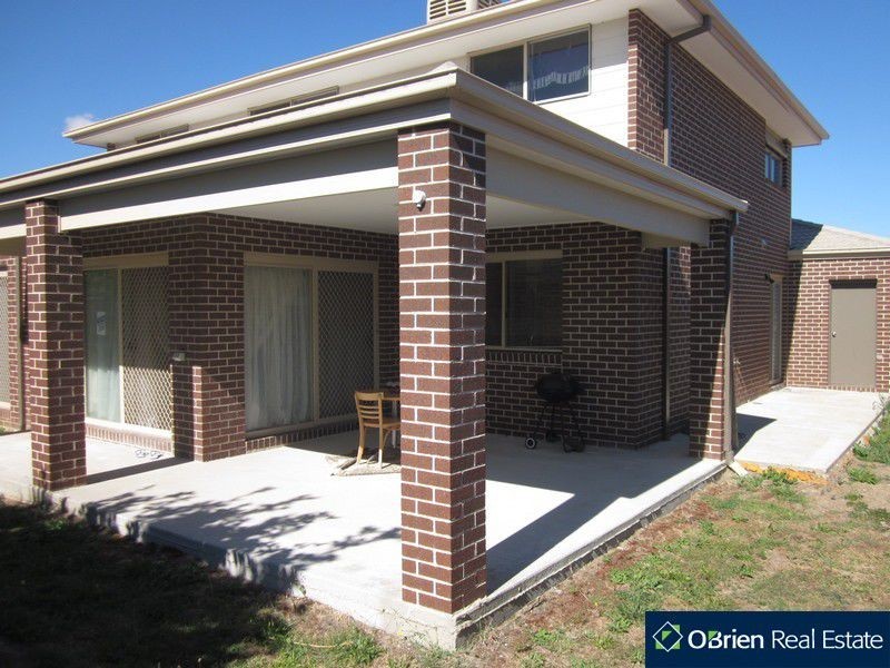 12 Parish Court, Narre Warren South VIC 3805