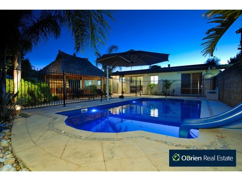 1 Ettrick Place, Berwick VIC 3806