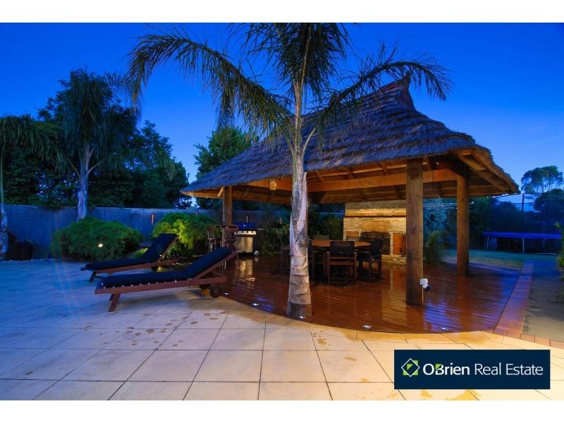 1 Ettrick Place, Berwick VIC 3806