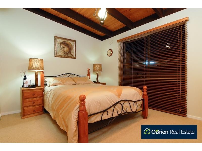 1 Ettrick Place, Berwick VIC 3806